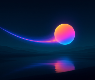 Abstrakte leuchtende Kugel mit farbigem Schweif über ruhiger Landschaft bei Nacht